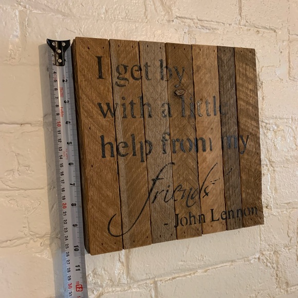 Wooden quote artwork/decor - Picture 3 of 4
